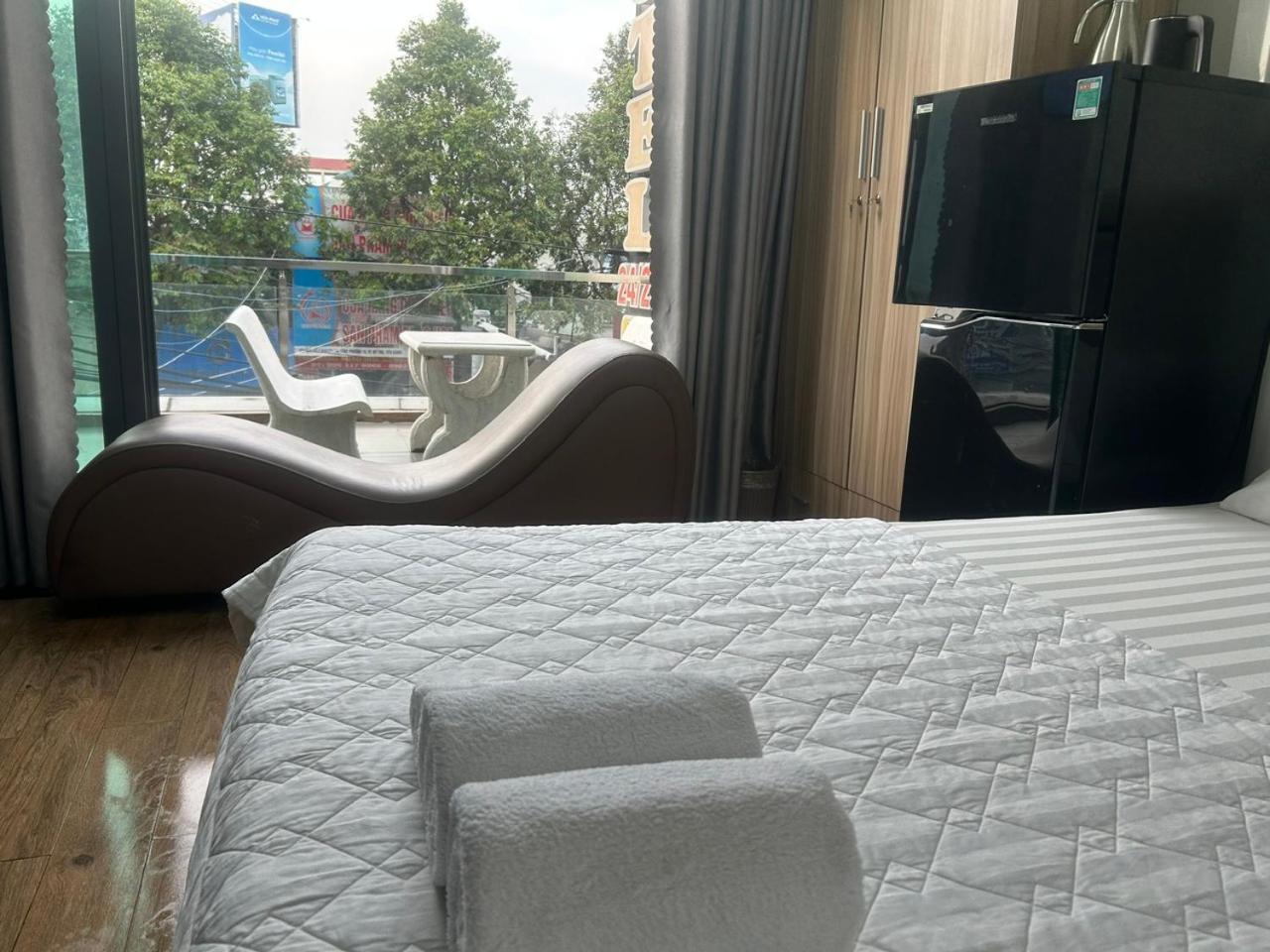 Hotel Hong Cam Trung An Екстериор снимка